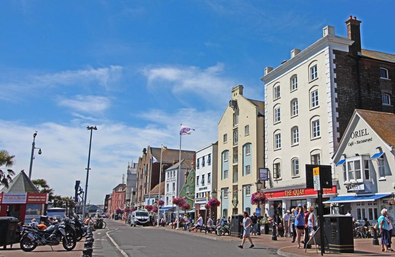 Dream Catcher Hotel Poole Bagian luar foto